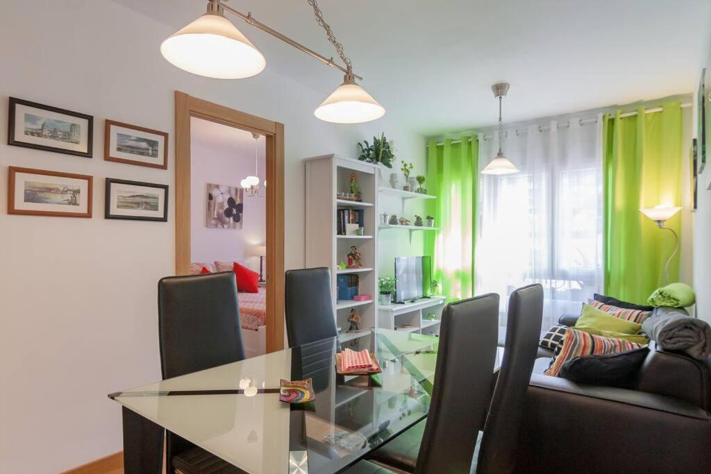 Davila Park'S Apartment Wifi Сантандер Экстерьер фото