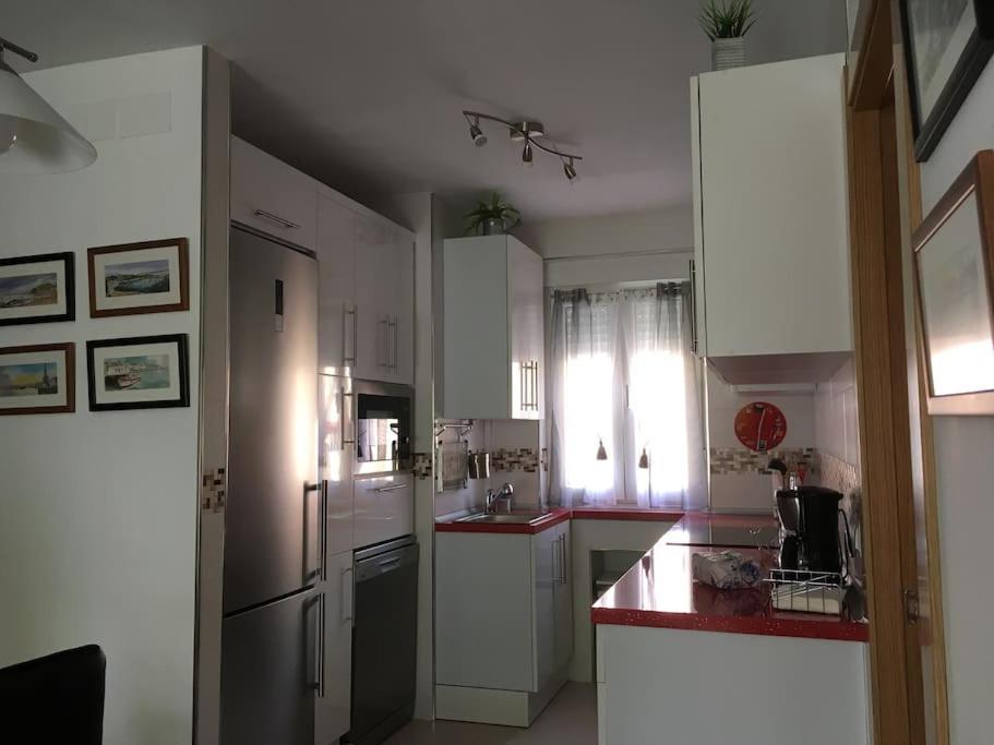 Davila Park'S Apartment Wifi Сантандер Экстерьер фото
