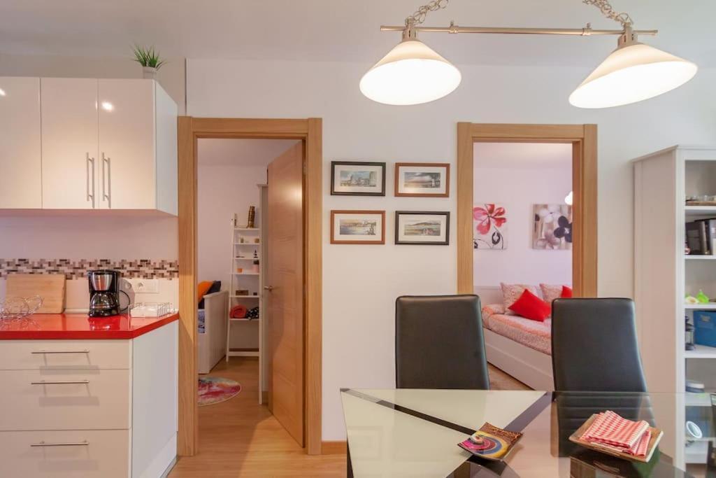 Davila Park'S Apartment Wifi Сантандер Экстерьер фото