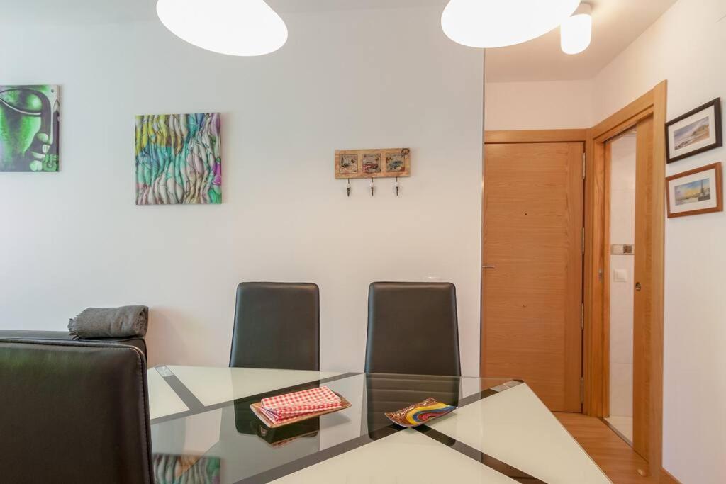 Davila Park'S Apartment Wifi Сантандер Экстерьер фото